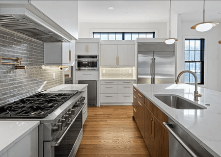 Kitchen Image 6